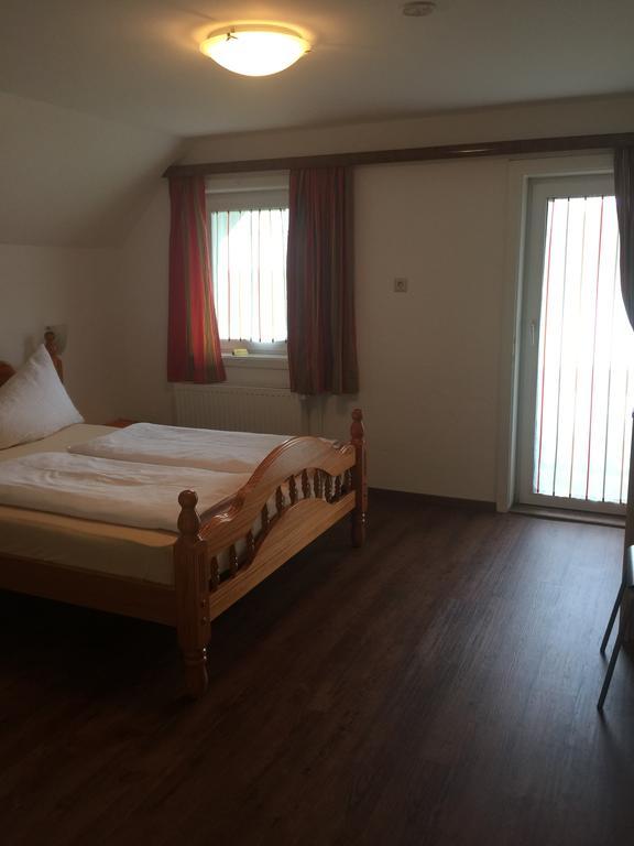 Ferienhaus Strasswirt Jenig ภายนอก รูปภาพ